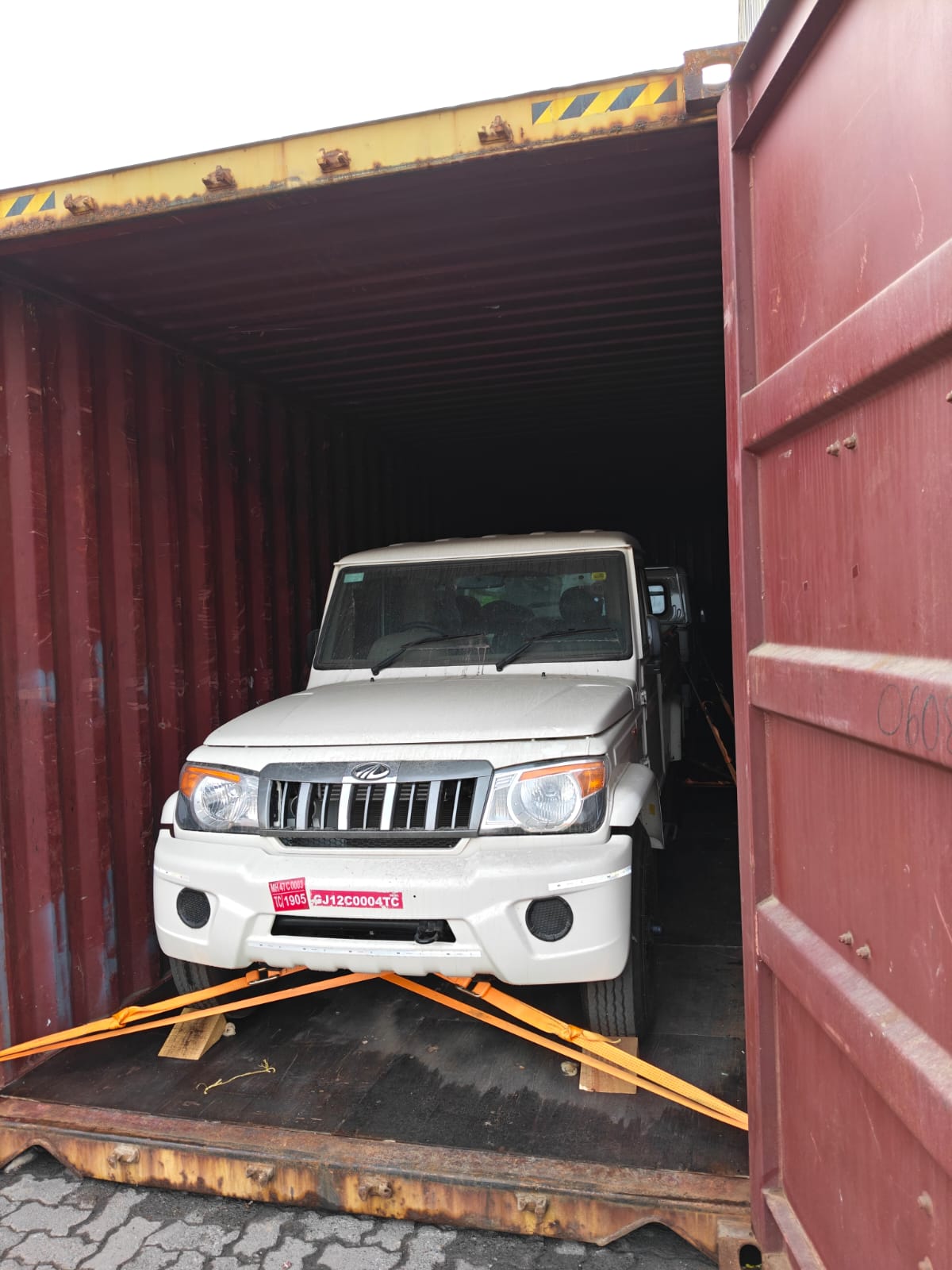 Keshav Shipping LLP Road Transport Solutions